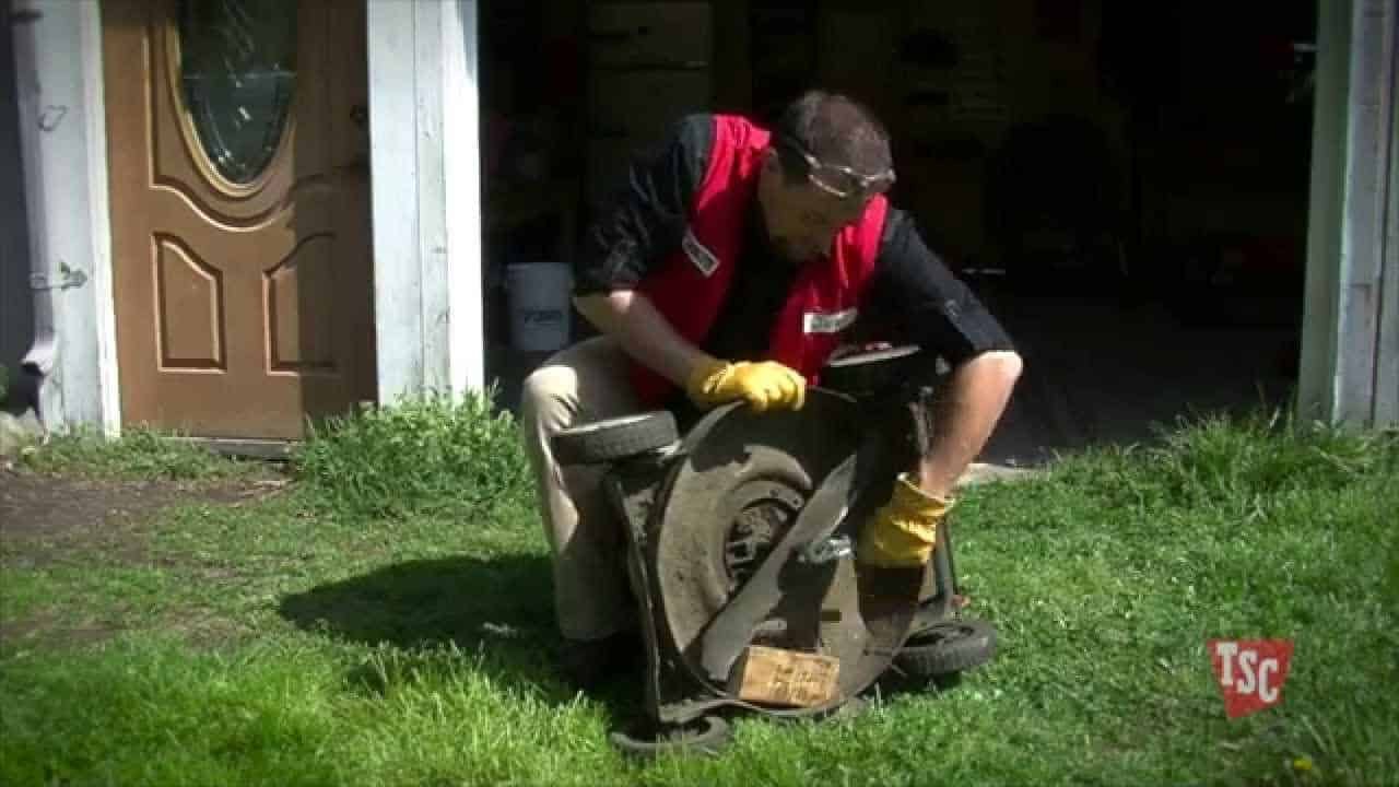 How To Sharpen Lawn Mower Blades Without Removing