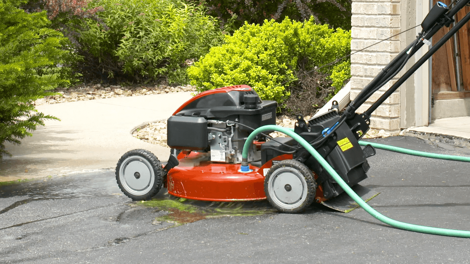 How To Use Deck Wash On Lawn Mower